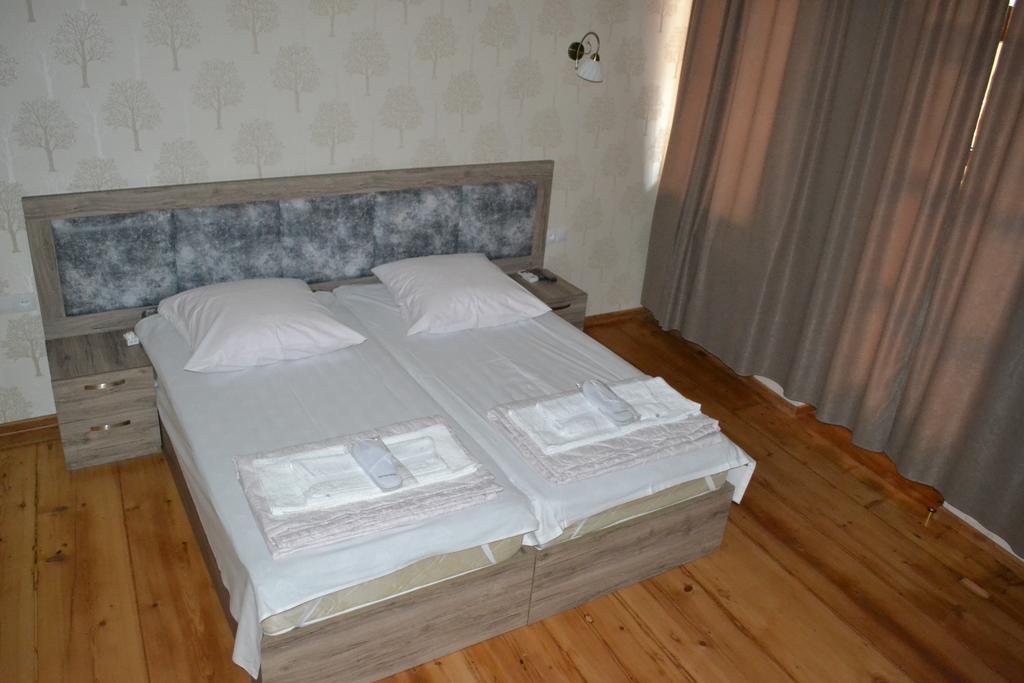 Guest House Rafael Tbilisi ภายนอก รูปภาพ