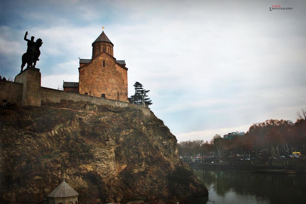 Guest House Rafael Tbilisi ภายนอก รูปภาพ