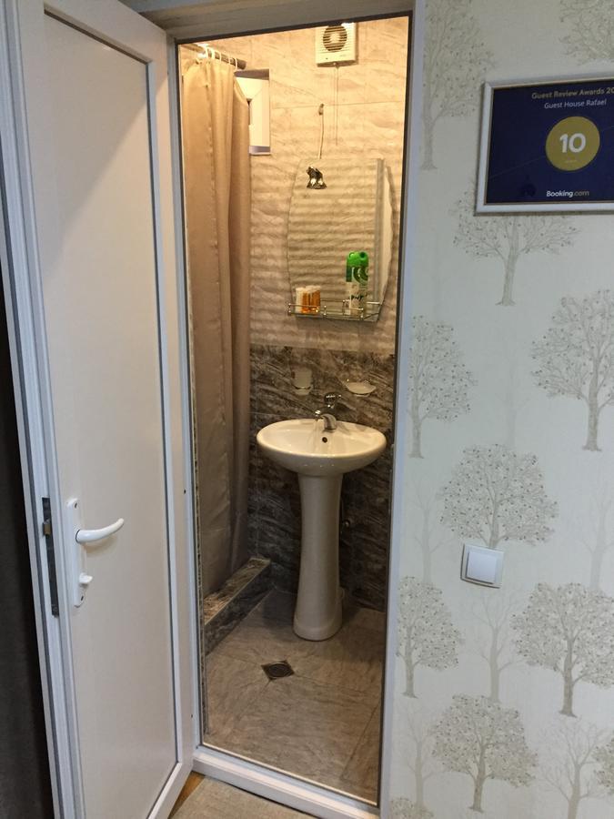 Guest House Rafael Tbilisi ภายนอก รูปภาพ