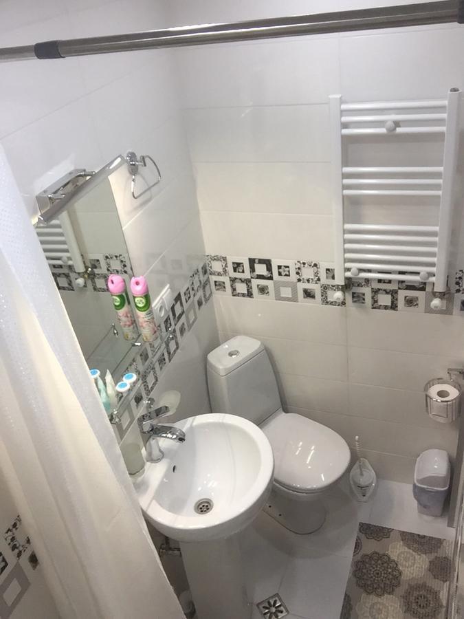 Guest House Rafael Tbilisi ภายนอก รูปภาพ