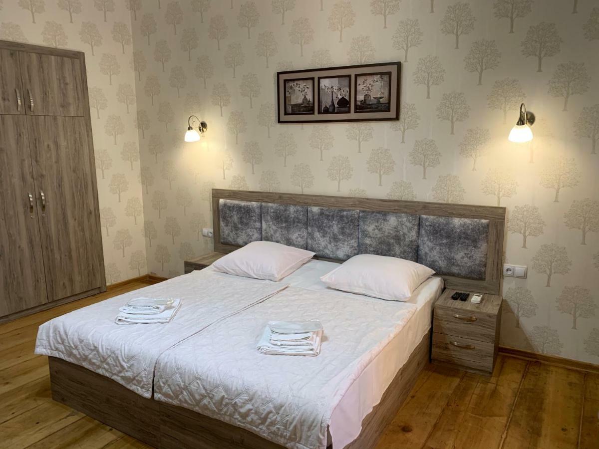 Guest House Rafael Tbilisi ภายนอก รูปภาพ