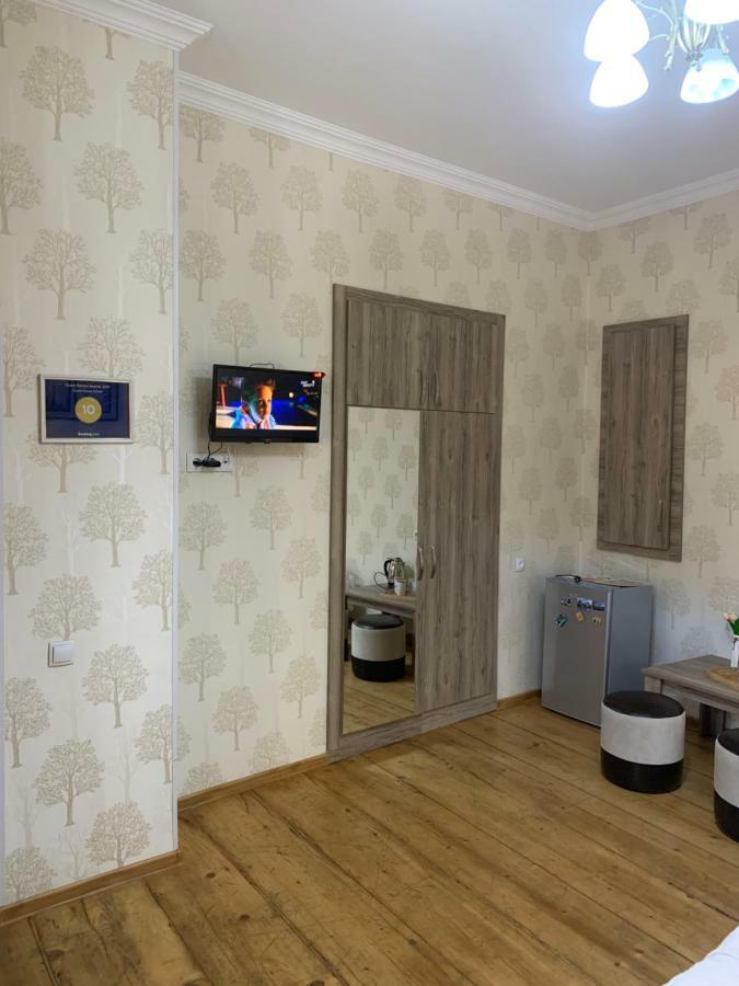 Guest House Rafael Tbilisi ภายนอก รูปภาพ